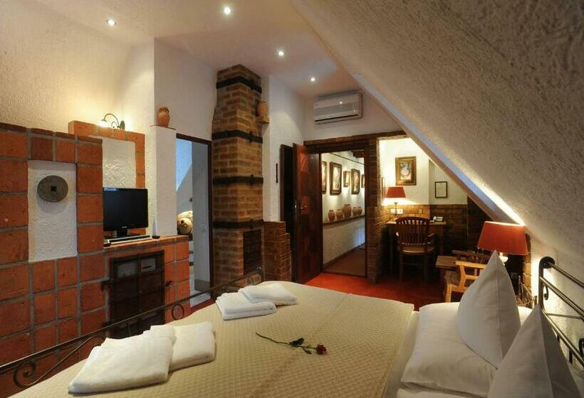 浪漫感的房间, Romantik Hotel U Raka