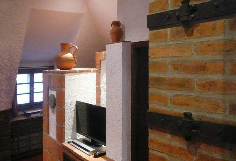اتاق رمانتیک, Romantik Hotel U Raka