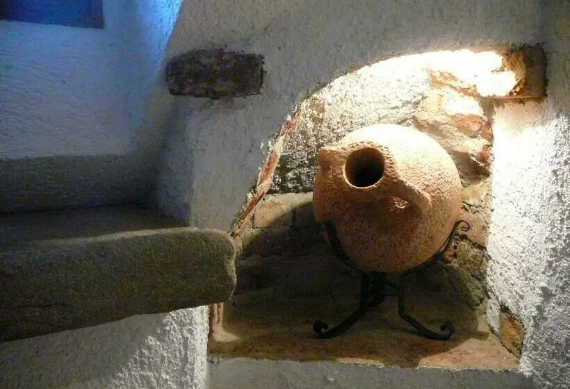 اتاق رمانتیک, Romantik Hotel U Raka