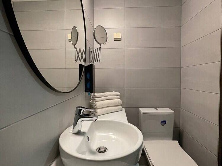 Superior room with lake view, Herttua Hotel And Spa