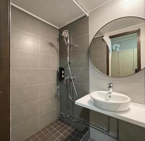 Superior room with lake view, Herttua Hotel And Spa