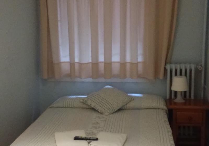 プレステージルーム, Acropole