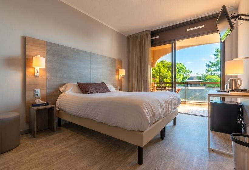 غرفة قياسية مزوَّدة بتراس, Bahia