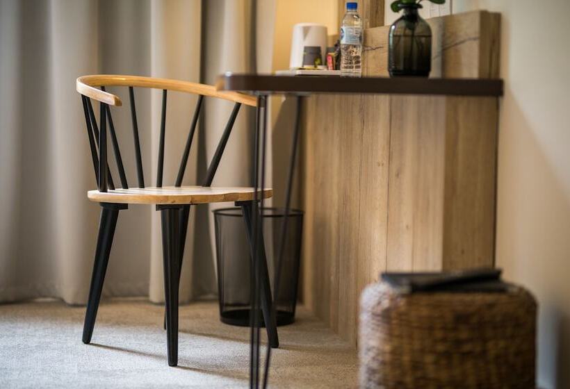 חדר משפחתי, Best Western Le Bois De La Marche