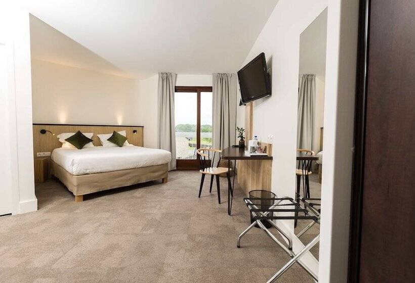 חדר משפחתי, Best Western Le Bois De La Marche