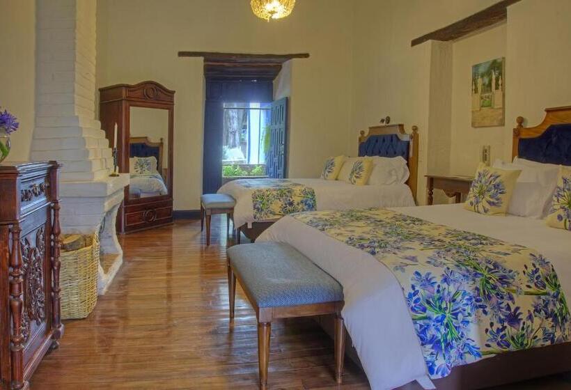 غرفة ديلوكس عائلية, Hostería Hacienda Pinsaqui