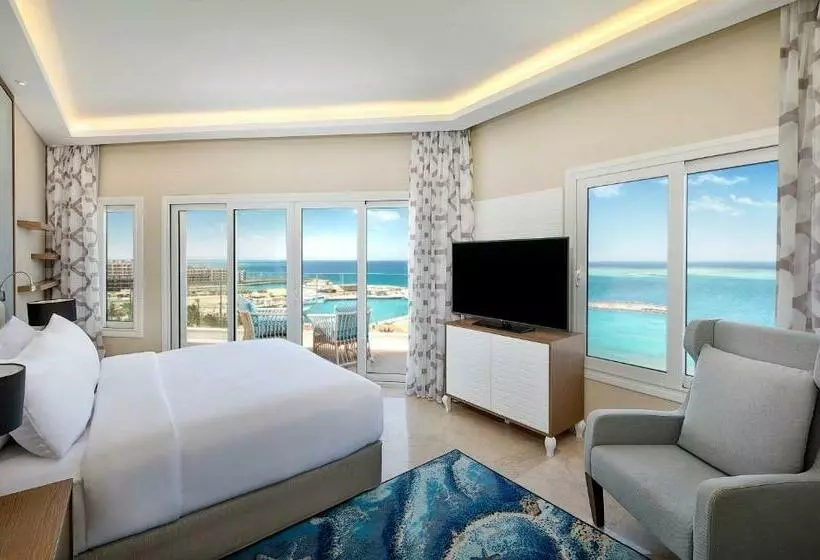 سوئیت با تخت بزرگ, Hilton Hurghada Plaza
