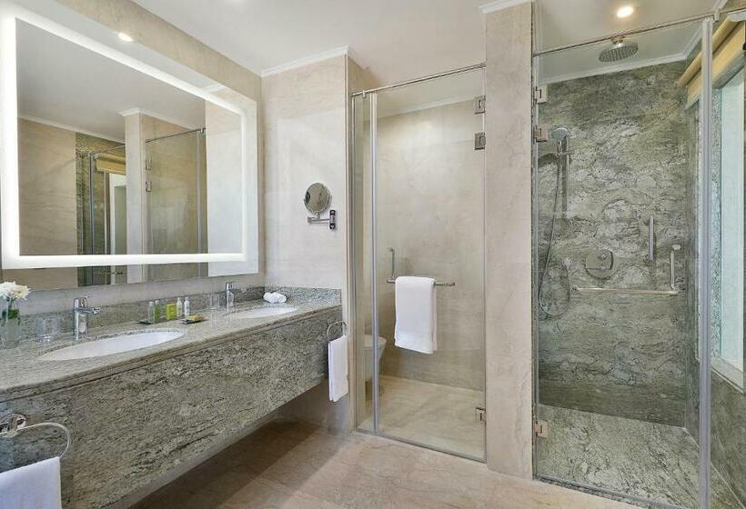 سوئیت با تخت بزرگ, Hilton Hurghada Plaza