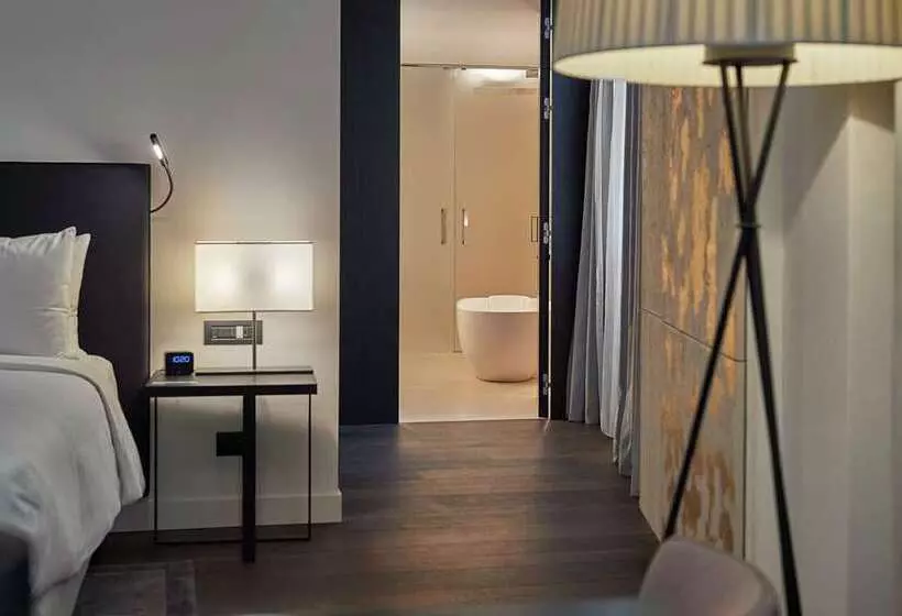 سوئیت با تخت بزرگ, Hilton Hurghada Plaza