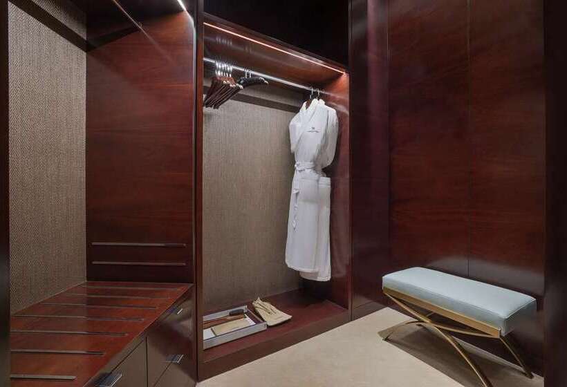 سوئیت با تخت بزرگ, Hilton Hurghada Plaza