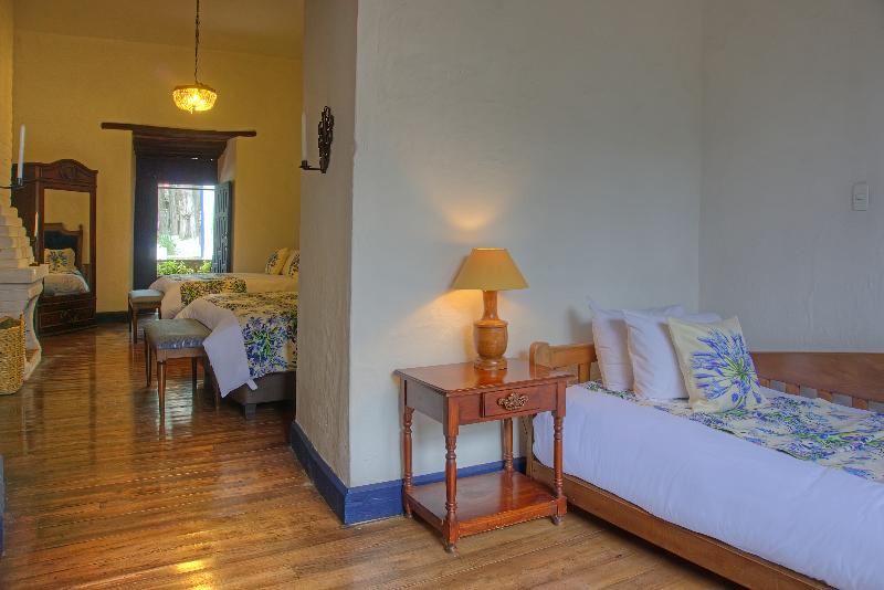 غرفة سوبيريور ثلاثية, Hostería Hacienda Pinsaqui