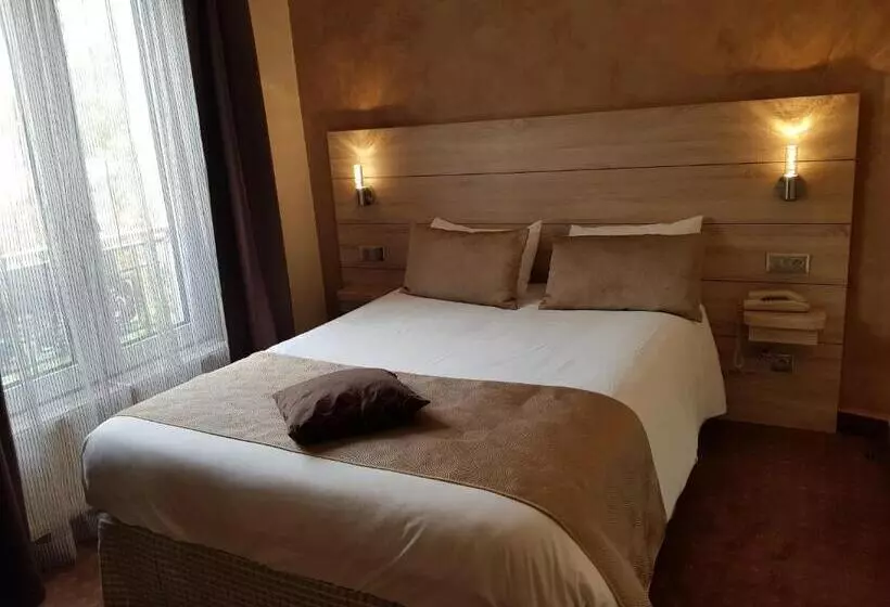スタンダードルーム, Champerret Elysees