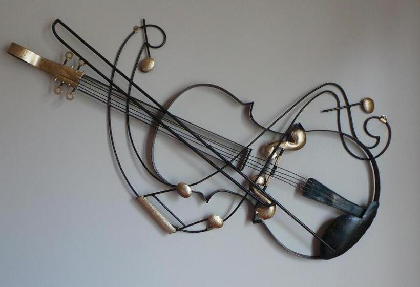 スーペリアールーム, Champerret Elysees