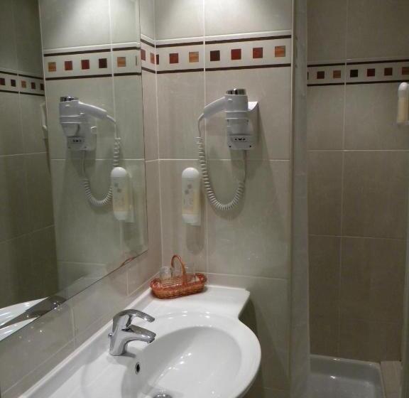 クラシックルーム, Champerret Elysees