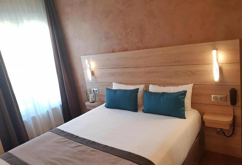 スーペリアールーム, Champerret Elysees