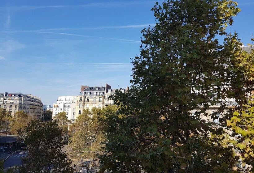 スタンダードルーム, Champerret Elysees