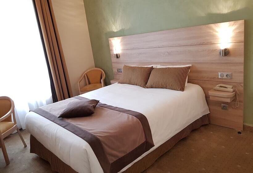 スタンダードルーム, Champerret Elysees