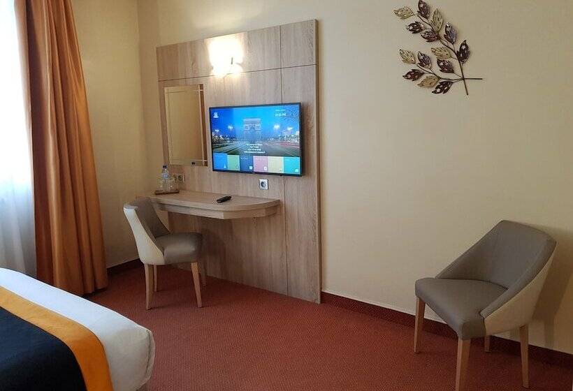 スーペリアールーム, Champerret Elysees