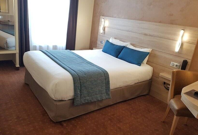 スーペリアールーム, Champerret Elysees