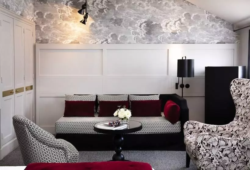 ジュニアスイート, D Aubusson