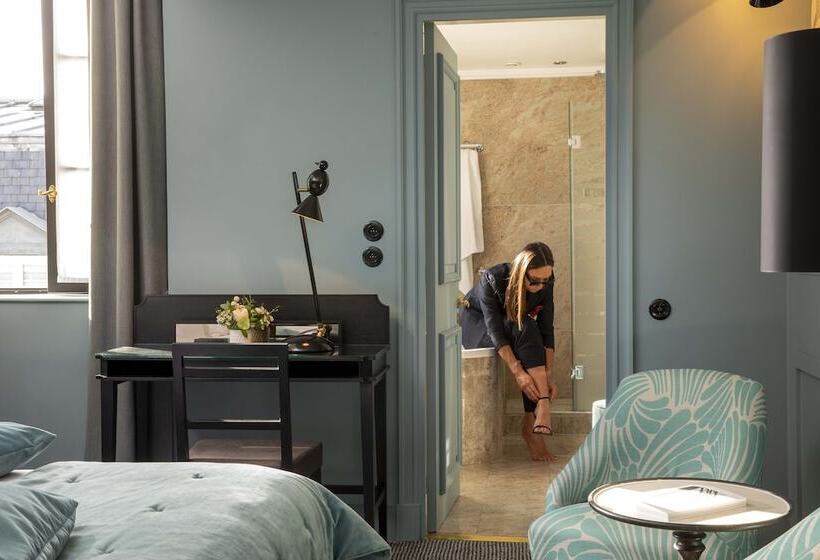 デラックスルーム, D Aubusson