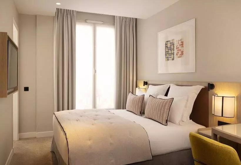 コンフォートルーム, Duminy Vendome