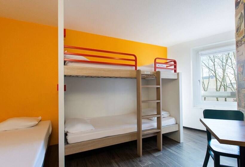 חדר סטנדרט, F1 Cergy