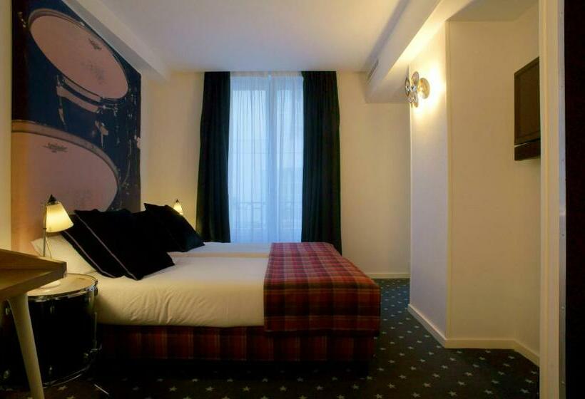 スーペリアールーム, Du Triangle D Or