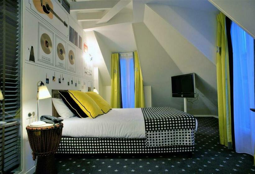 デラックスルーム, Du Triangle D Or