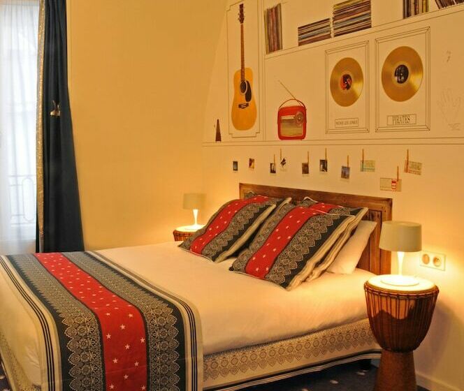 スタンダードシングルルーム, Du Triangle D Or