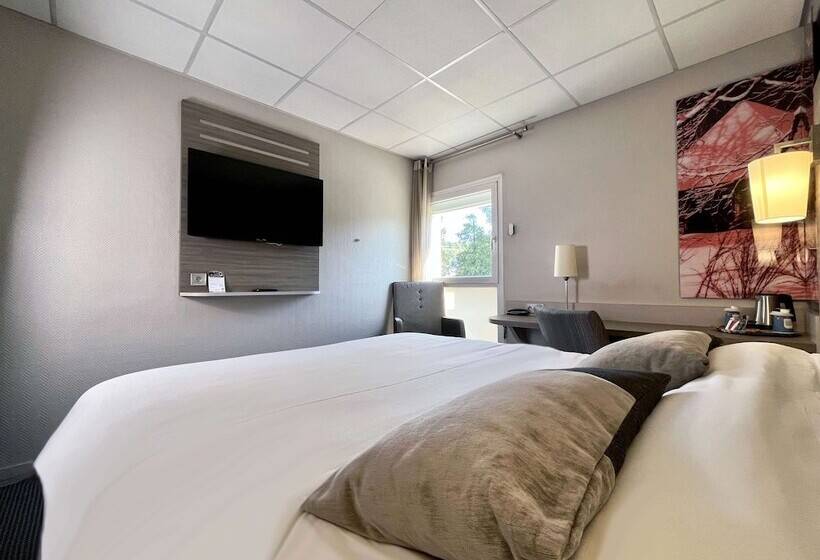 Семейный Номер, Best Western Voiron Centre