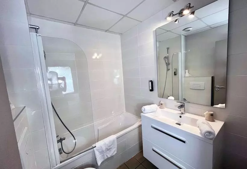 スタンダードルーム, Best Western Voiron Centre