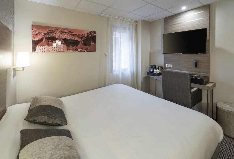 家庭间, Best Western Voiron Centre