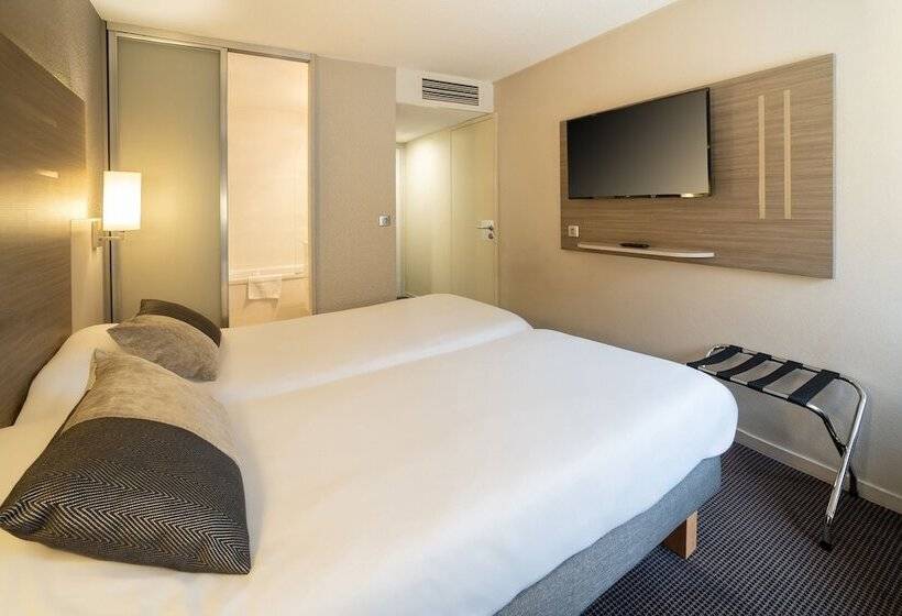 Номер Стандарт, Best Western Voiron Centre