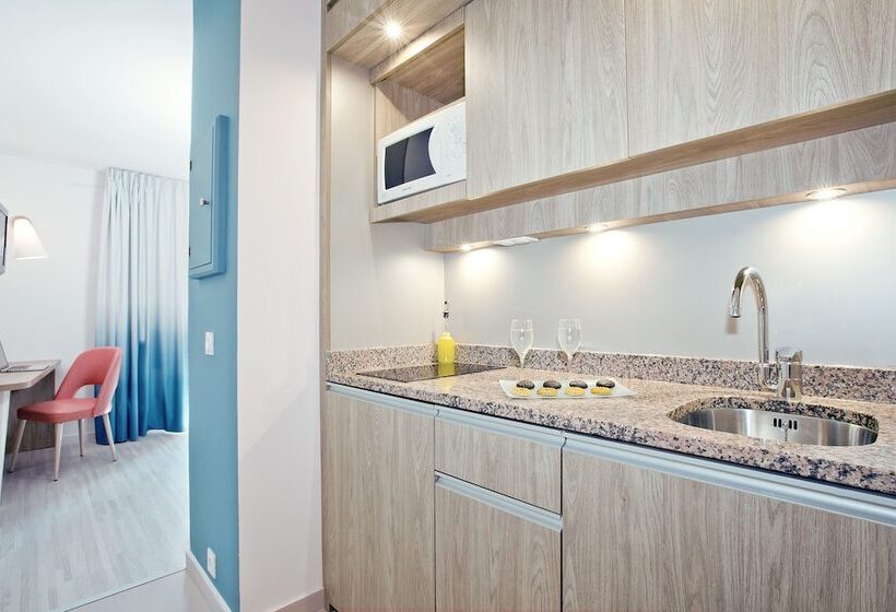 스탠다드 스튜디오, Residhome Nice Promenade