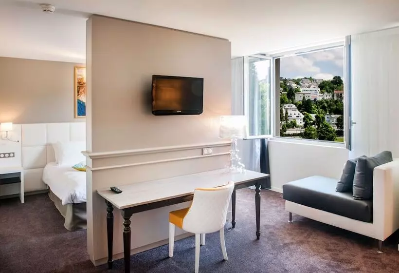Superior Kolmen Hengen Huone, Grand Hôtel Gallia & Londres Spa
