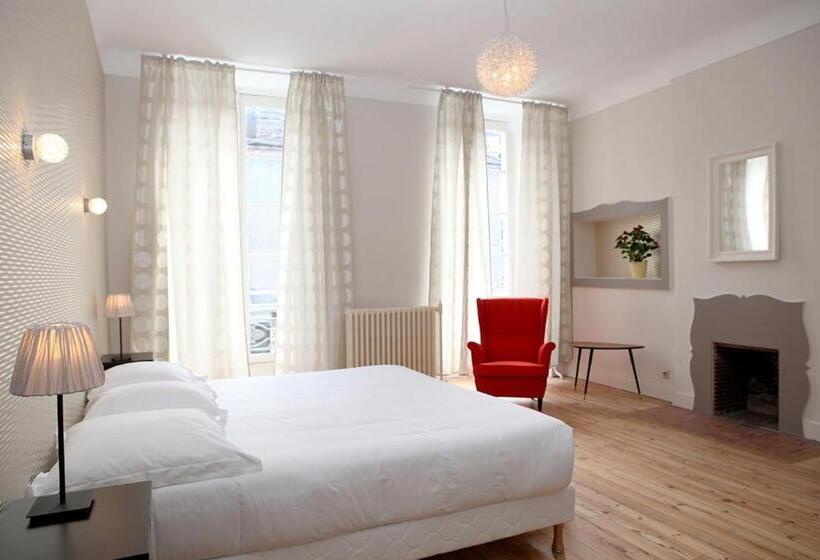 غرفة ديلوكس, Le Roncevaux