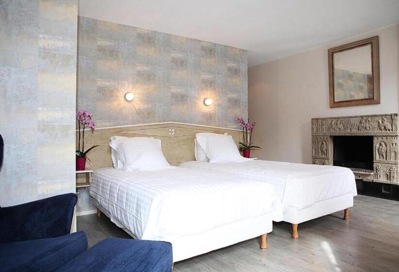 غرفة ديلوكس, Le Roncevaux