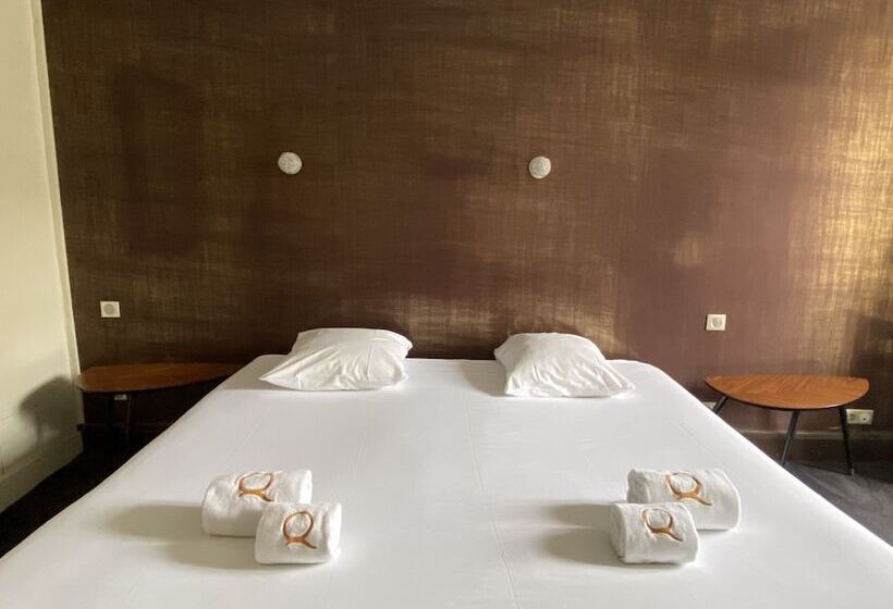 Номер Deluxe, Le Roncevaux