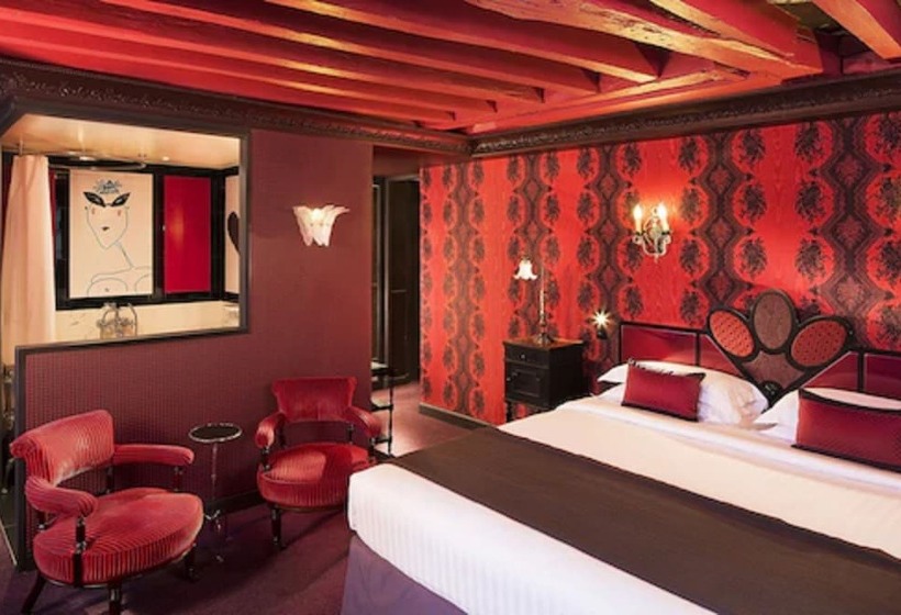 سوییت جونیور, Les Dames Du Pantheon