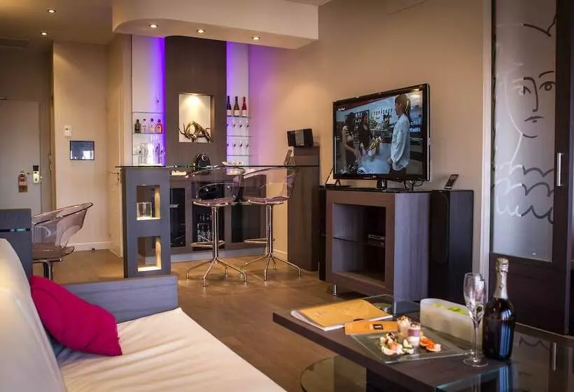 Suite, & Spa Vatel