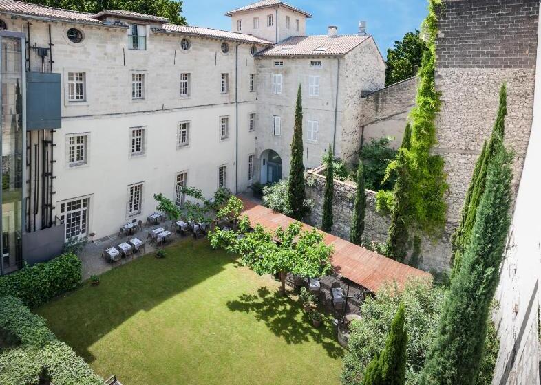اتاق استاندارد, Hôtel Cloitre Saint Louis Avignon