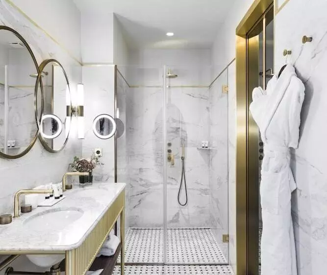 Prestige Junior Suite, Grand Powers