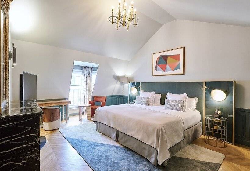 Chambre Executive, Grand Powers