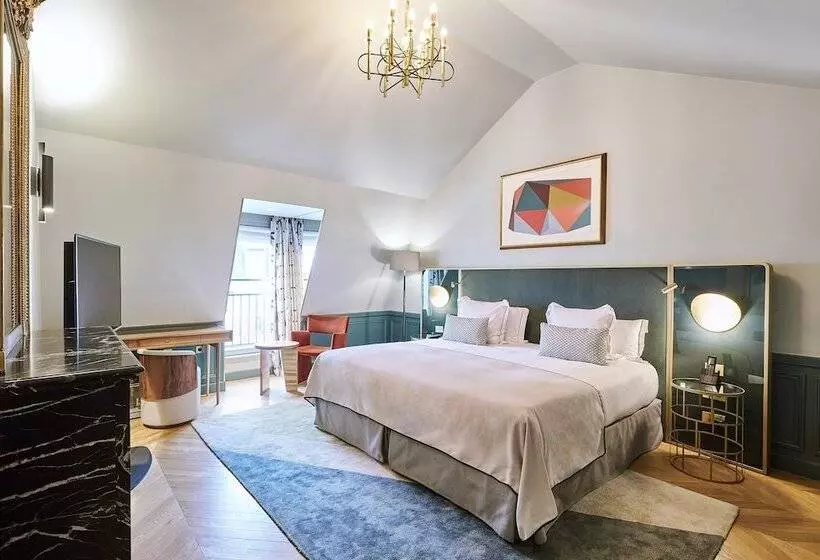 Executive Kamer, Grand Powers