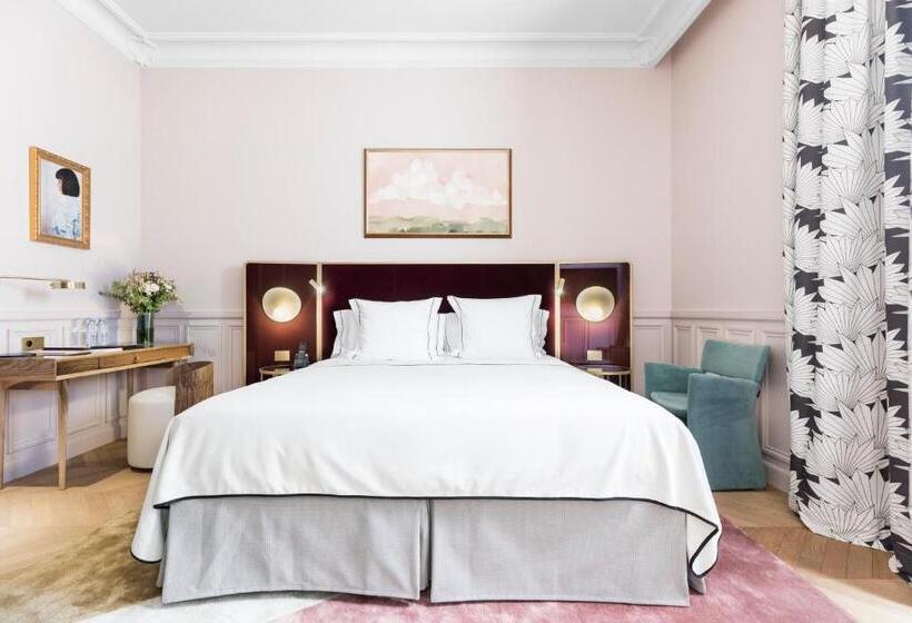 Chambre Supérieure, Grand Powers