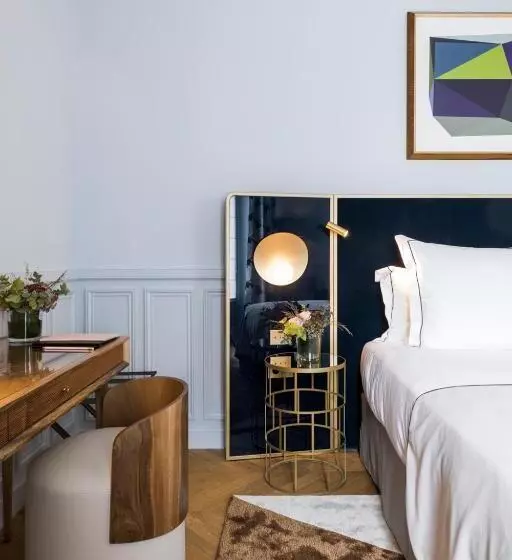 Deluxe Kamer, Grand Powers