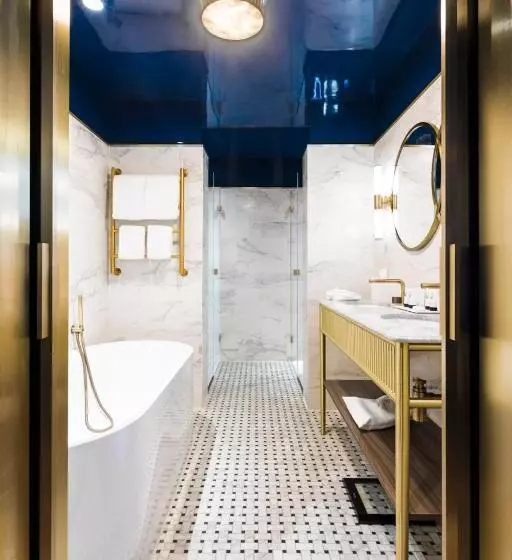 Prestige Junior Suite, Grand Powers