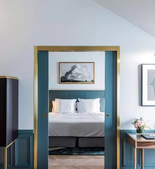 Suite, Grand Powers