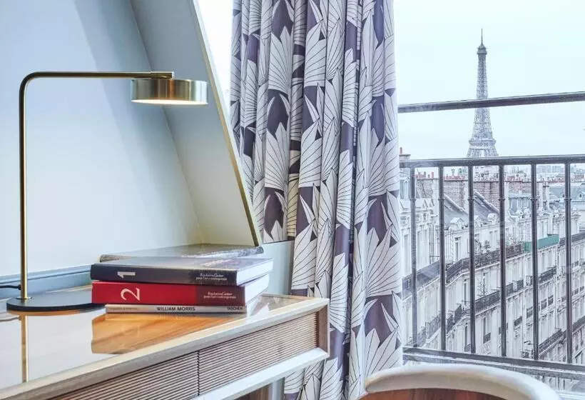 Suite, Grand Powers